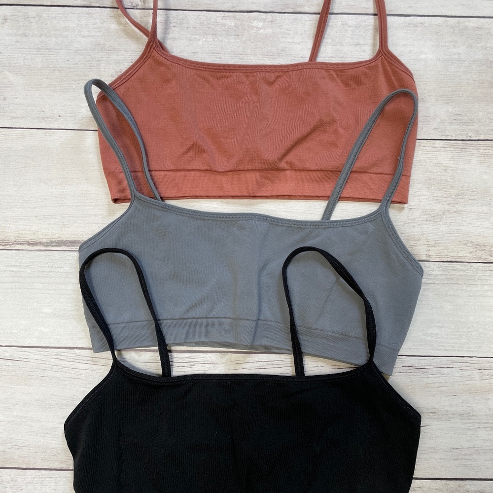 Gap body 3 seamless bralettes wireless pullover sports bra S SMALL tag-less